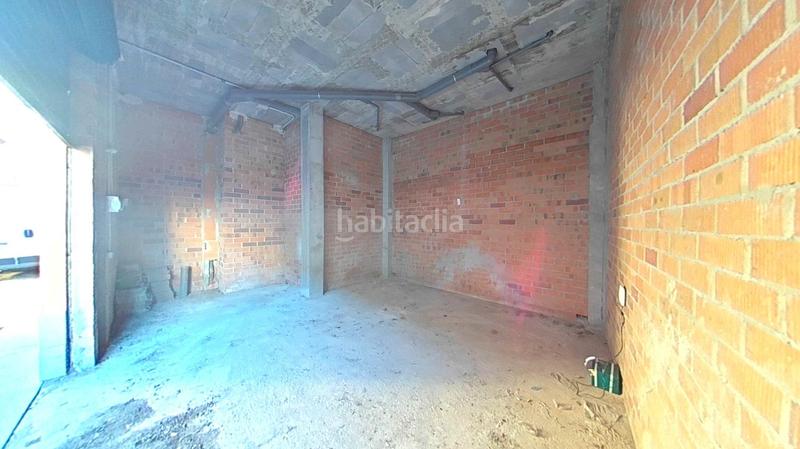 Foto 9ebacea3-63a6-4a66-8826-a709eebd4d69. Local comercial  a reformar en el vendrell en Vendrell (El)