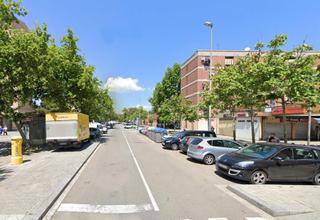 Piso en Besòs - Maresme. Piso ocupado en la mina