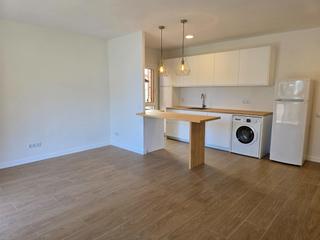 Flat  Carrer del garona. Descubre tu nuevo refugio junto al mar!
