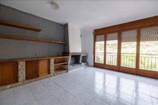 Maison jumelée à Segur de Calafell Nucli Urbà. Casa adosada en segur de calafell