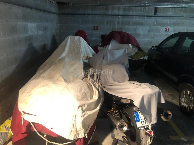 Foto c46e8996-de74-446d-b7a0-6288306fc0f4. Autoparkplatz in Segur de Calafell nucli urbà Segur de Calafell