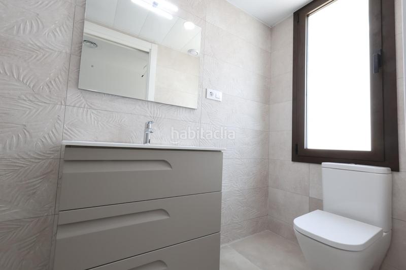 Foto 46f839a4-5fe9-4324-b240-5455b19493bc. Casa pareada  en Banyeres del Penedès