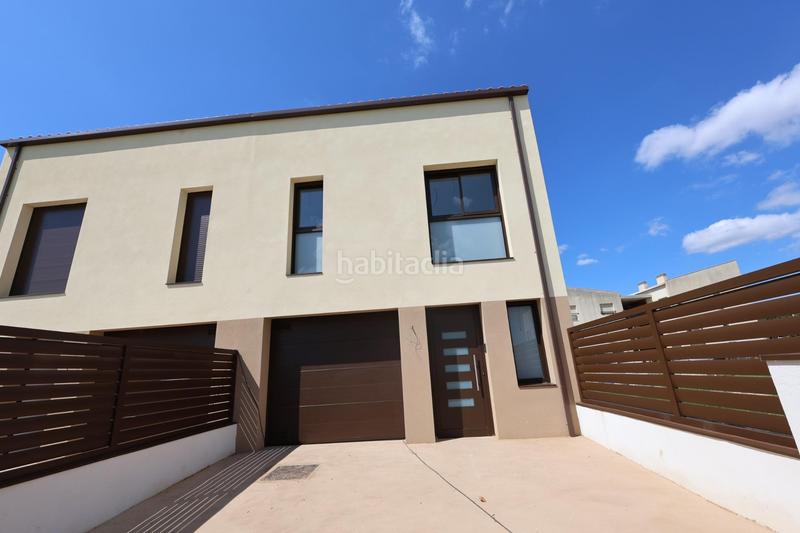 Foto 5dd94eef-2da4-4606-ba8a-9827a96a65d2. Casa pareada  en Banyeres del Penedès