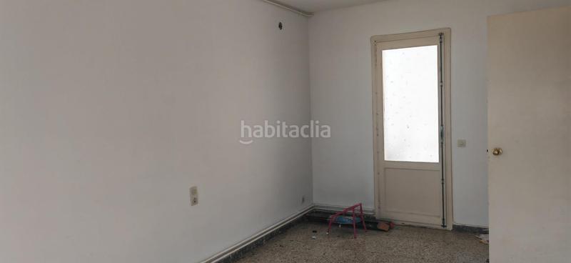 Foto b74f6c47-a0ca-4de7-aaab-035c2f4f2185. Piso oportunidad única en el vendrell zona tancat en Vendrell (El)