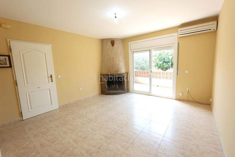 Foto b5faf12e-2bb9-4bc1-9dc7-744be6cf9d28. Casa  independiente en urb. rocallisa en Castellet i la Gornal