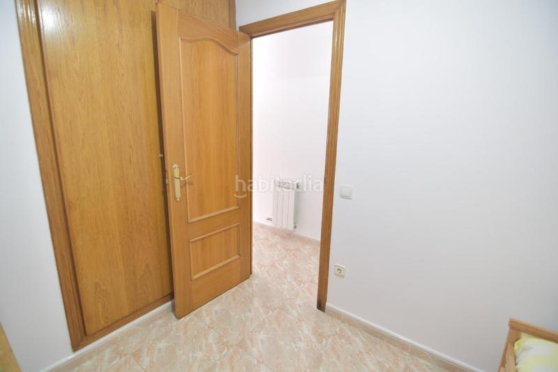 Foto c0cb7144-ca08-4702-83e1-41bbaca86886. Piso moderno piso seminuevo en el vendrell con piscina y amplia terraza en Vendrell (El)