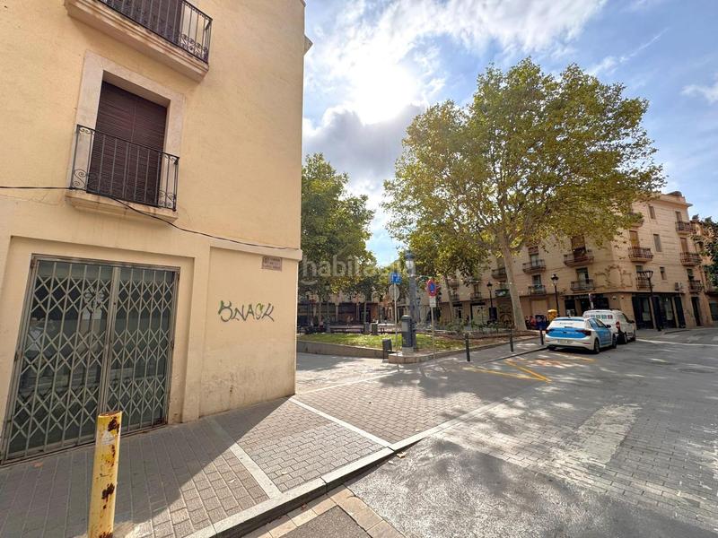 Foto b3391cd7-6c7b-40d9-b73a-6a685d5390ef. Lloguer local comercial a Centre Vendrell (El)
