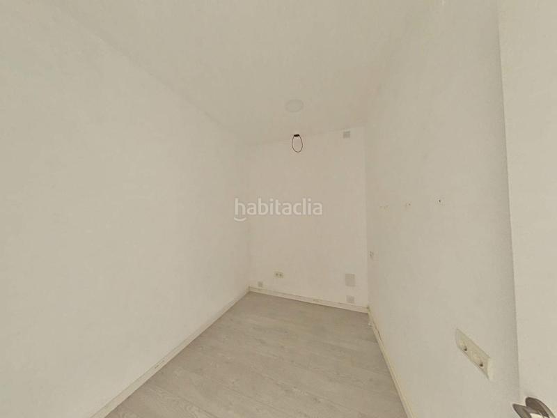 Foto d1c3de92-bacb-402d-bf94-cea85f3e3a26. Lloguer local comercial a Centre Vendrell (El)