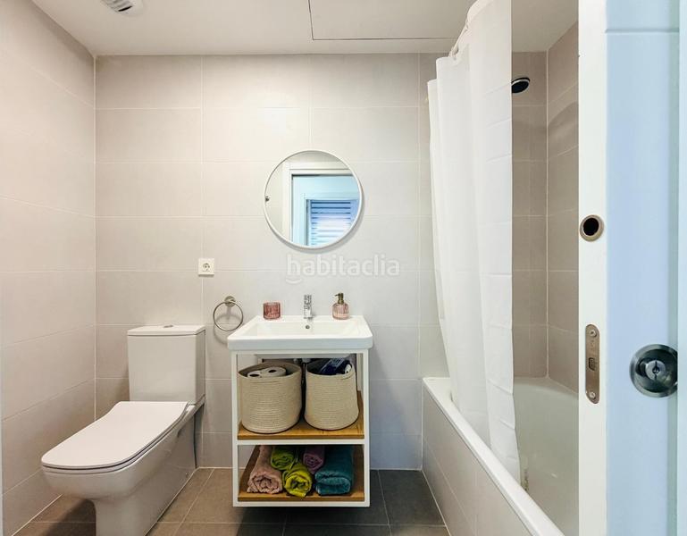 Foto f95ee972-7424-4f21-b757-b8d6455fe0f8. Pis amb aparcament piscina a Segur Platja Segur de Calafell