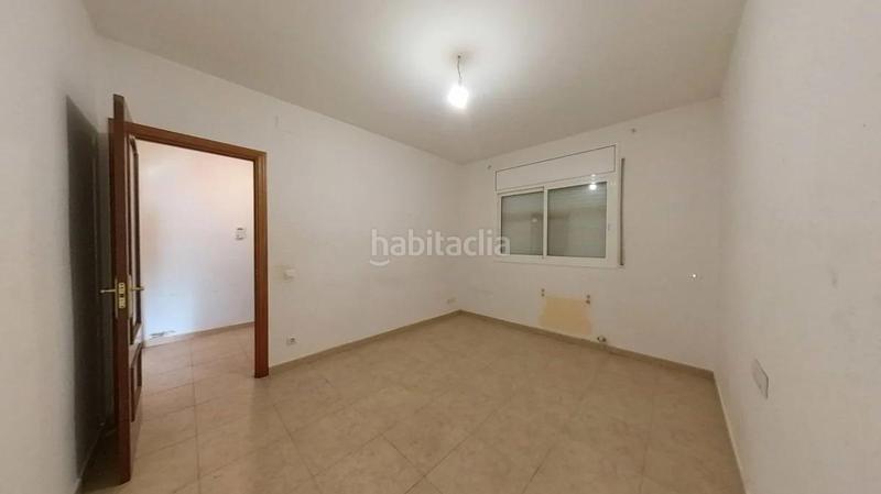 Foto 212000c6-96ea-4bcb-ab8a-0b42802b129e. Xalet amb aparcament piscina a costa Cunit - els jardins - els rosers Cunit