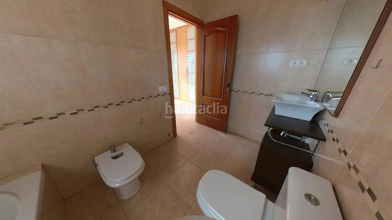 Foto dafc75f2-e554-43e2-aff7-62ad646c884d. Xalet amb aparcament piscina a costa Cunit - els jardins - els rosers Cunit