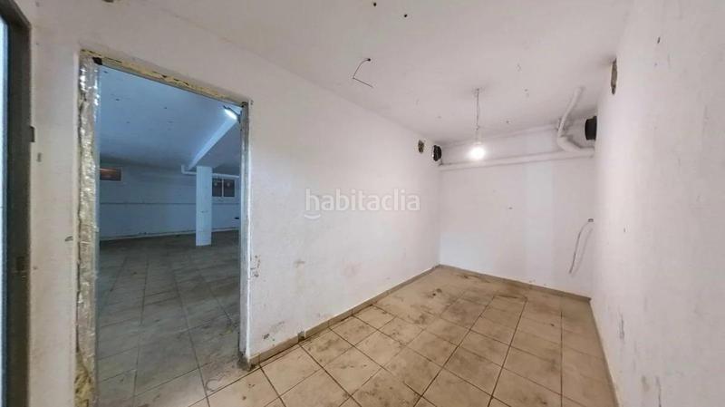 Foto f26032c1-1d36-48b8-a9ae-8004b9f731fc. Xalet amb aparcament piscina a costa Cunit - els jardins - els rosers Cunit