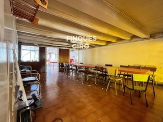 House  Josep rovira. En sant sadurni danoia