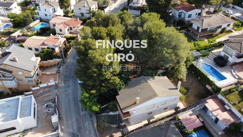 Foto a3af23b9-8719-4311-8a42-13b0d5722e7c. Finca rústica a Segur de Calafell nucli urbà Segur de Calafell