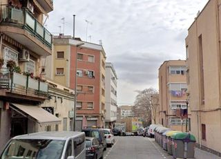 Flat in Les Planes. Oportunidad para inversores  vivienda ocupada  lhospitalet