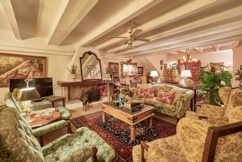 Foto 04a714f8-35bc-4723-8b09-fa9008ec9ae2. Casa adossada amb calefacció aparcament piscina a Calafell