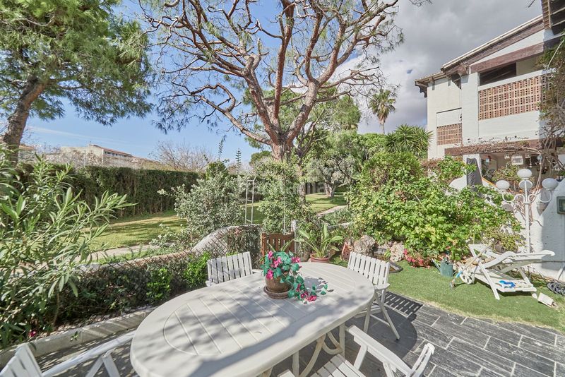 Foto 0cd688e2-a18c-4273-9b95-8d08ee71c581. Casa adossada amb calefacció aparcament piscina a Calafell