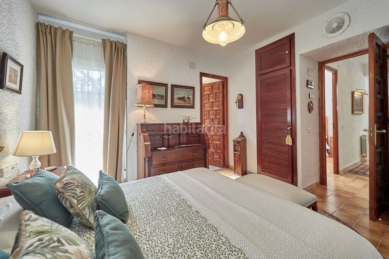 Foto 158b16d8-fe48-4c6a-b5d4-8b86b4380d24. Casa adossada amb calefacció aparcament piscina a Calafell