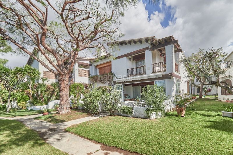 Foto 28fc97c1-bf17-4b91-befa-4c061d1c44c8. Casa adossada amb calefacció aparcament piscina a Calafell