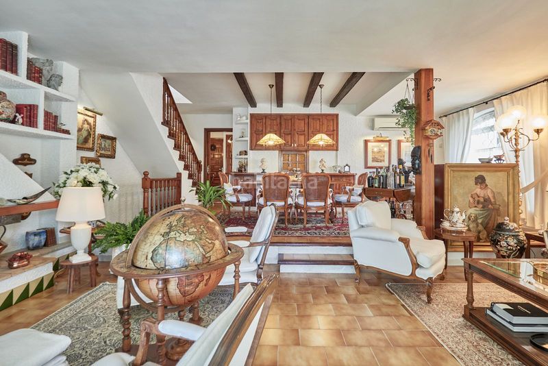 Foto 417e80af-8f4a-42a7-971a-1de5ca0a84a8. Casa adossada amb calefacció aparcament piscina a Calafell