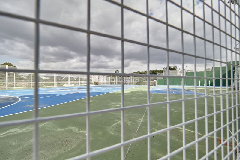 Foto 8d1102b2-bda7-4748-90e2-9c5332f5ebd5. Casa adossada amb calefacció aparcament piscina a Calafell