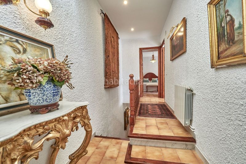 Foto c3f2f21b-4fdf-4d69-b7fa-8896f422b8b1. Casa adossada amb calefacció aparcament piscina a Calafell