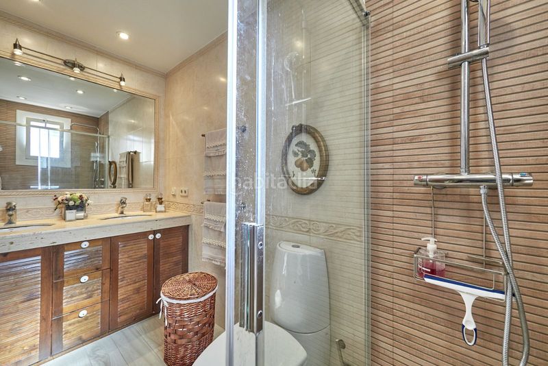 Foto e4ac8da9-a7b9-46f5-ad8a-2acd674a0ab2. Casa adossada amb calefacció aparcament piscina a Calafell