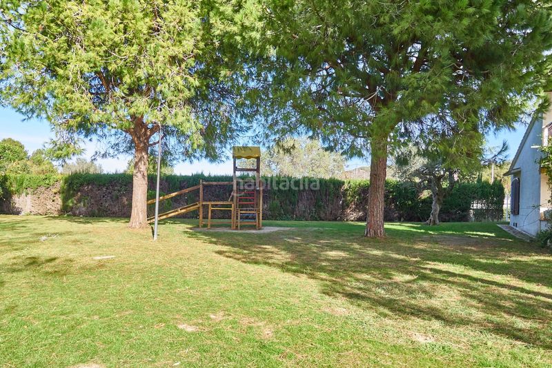 Foto eaed19a9-5157-4cc0-8d7e-9fb6e4e26cb7. Casa adossada amb calefacció aparcament piscina a Calafell