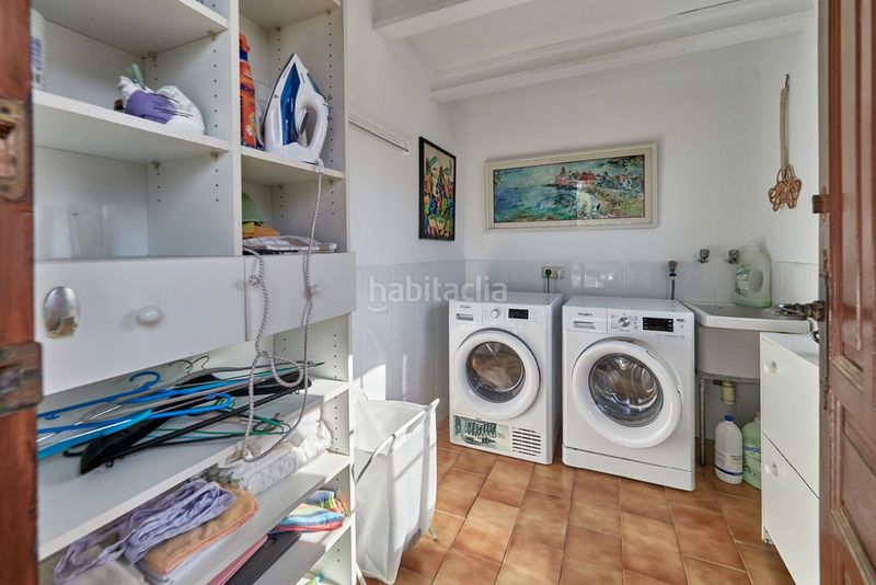 Foto f77d726b-3e1a-497b-8706-d5400a4b3cdb. Casa adossada amb calefacció aparcament piscina a Calafell