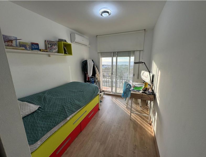 Foto 6cf9e4e9-fb5d-4ced-8df0-64c3da077558. Casa amb aparcament piscina a Segur de Calafell nucli urbà Segur de Calafell
