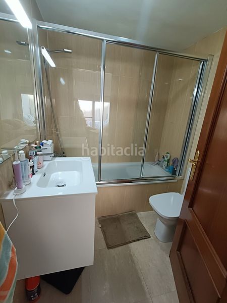 Foto f9319934-c35c-4cc2-b61f-b6b438bfad78. Casa amb aparcament piscina a Segur de Calafell nucli urbà Segur de Calafell