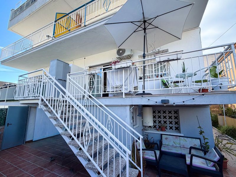 Foto 6e337050-9544-450e-83e9-50d2e46beeca. Apartament amb calefacció aparcament a Segur de Calafell nucli urbà Segur de Calafell