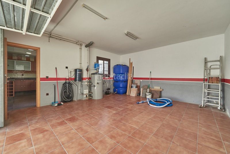 Foto f9b2f09d-d0e6-41eb-9556-81cb074c26d2. Xalet amb calefacció aparcament piscina a Segur de Calafell nucli urbà Segur de Calafell