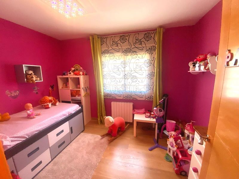 Foto 1219847d-40a0-42c6-bb04-fb51d2d019ce. Casa amb calefacció aparcament piscina a Valldemar-Montmar Segur de Calafell