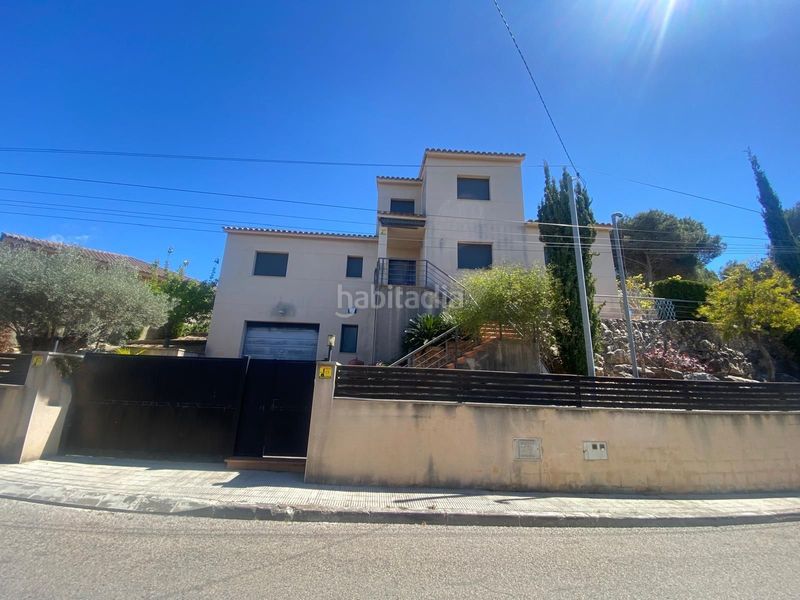 Foto a8b221e1-e456-40eb-805f-27eabf552aa9. Casa amb calefacció aparcament piscina a Valldemar-Montmar Segur de Calafell