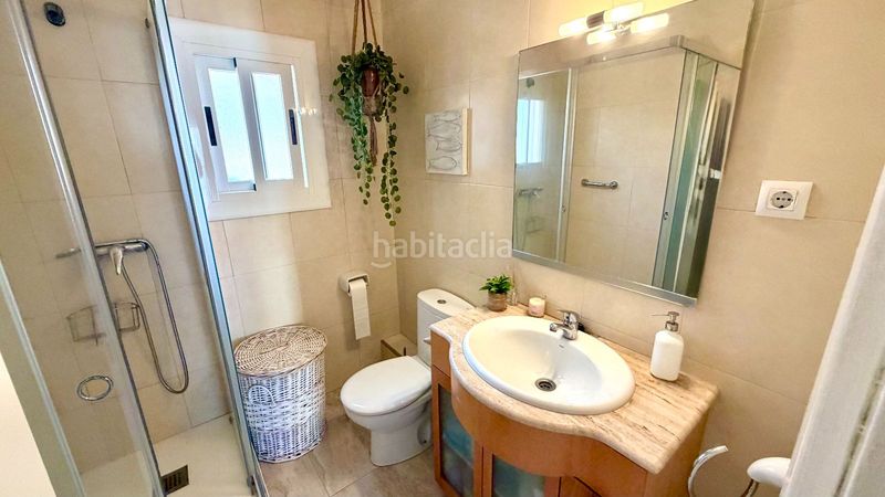 Foto c4b239f8-7497-450c-ae2a-af8d53c45e8b. Àtic a Cunit residencial Cunit