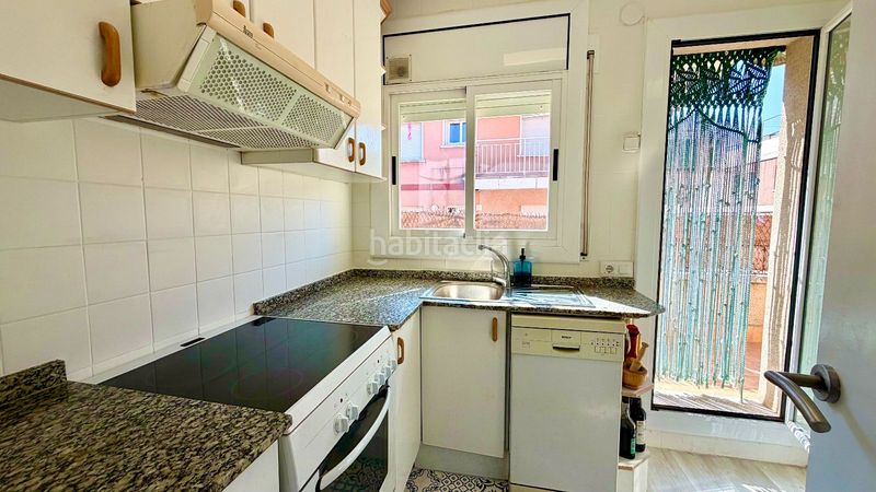 Foto cc6e6ea3-65c9-4da0-b99c-01337054ff39. Àtic a Cunit residencial Cunit