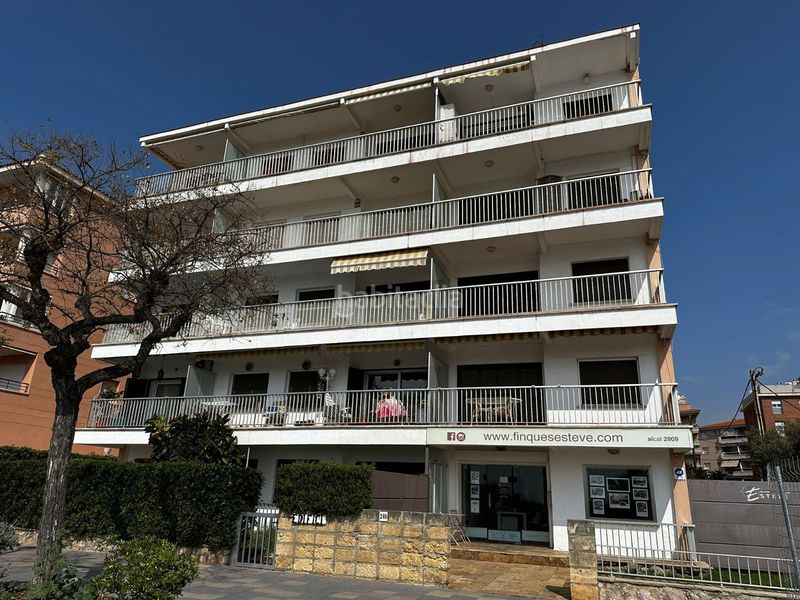 Foto a96cb9e0-d78c-4a34-a369-2902ca214d7b. Pis a Segur Platja Segur de Calafell