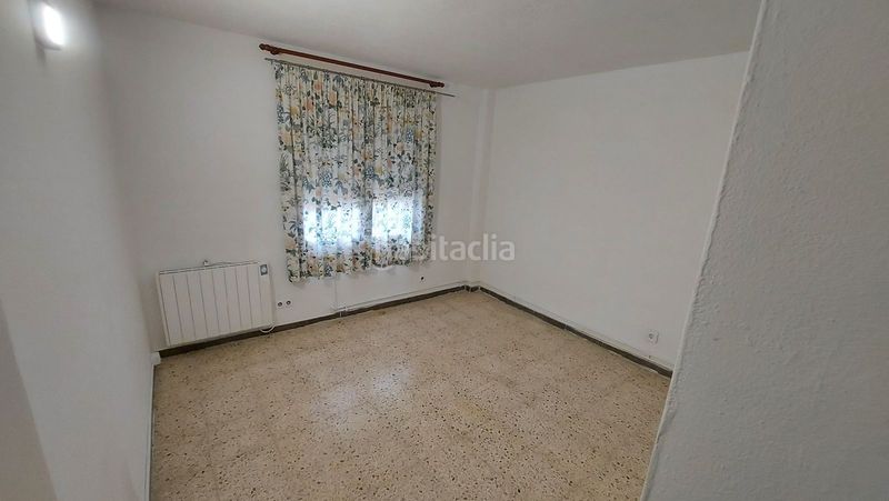 Foto a4b6a262-9dea-43f4-81fd-5e4a6f956df3. Pis amb calefacció aparcament a L´Estany Calafell