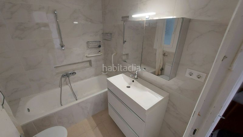 Foto f098e34f-498c-4760-8953-360f5c1253a9. Pis amb calefacció aparcament a L´Estany Calafell