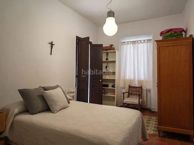 Foto 0b78eabd-b373-4878-a2c1-afde6b86bbb6. Casa adossada a Llorenç del Penedès