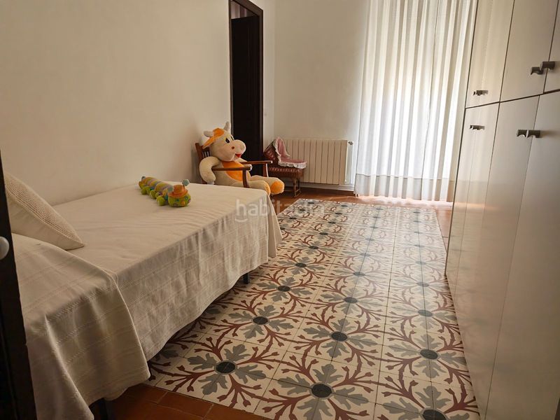Foto 0e4ac761-fddb-4833-84b6-4ef84da47b38. Casa adossada a Llorenç del Penedès