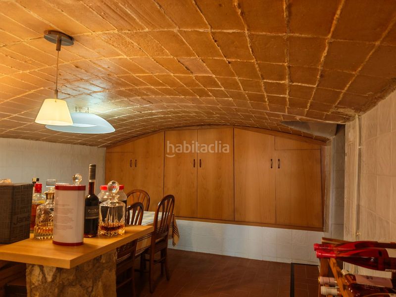 Foto 1f60f095-40f3-4f74-9c00-5f37b1f5d24c. Casa adossada a Llorenç del Penedès