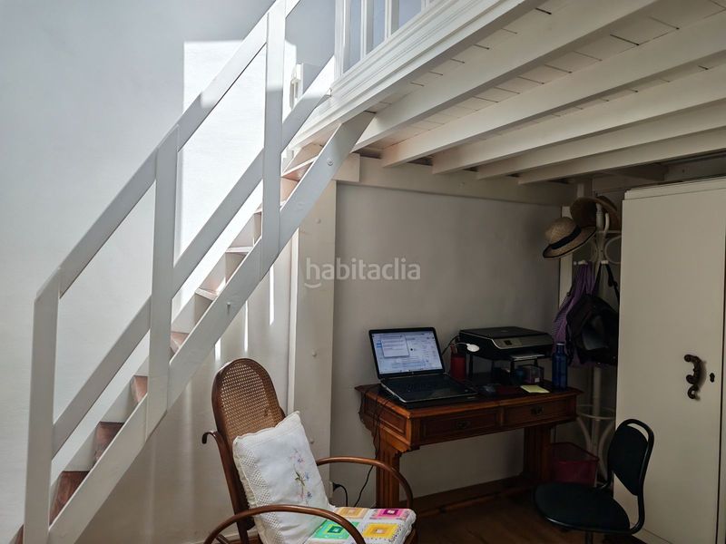 Foto ae477dd9-0292-41d0-b73d-ecdbaca9fc1b. Casa adossada a Llorenç del Penedès
