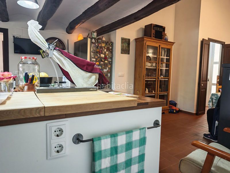 Foto d7010f21-d500-46dd-8490-15833aac8031. Casa adossada a Llorenç del Penedès