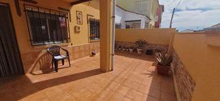 Maison jumelée  Verge de montserrat. Oportunidad en les peces! acogedora planta baja con aire acondic