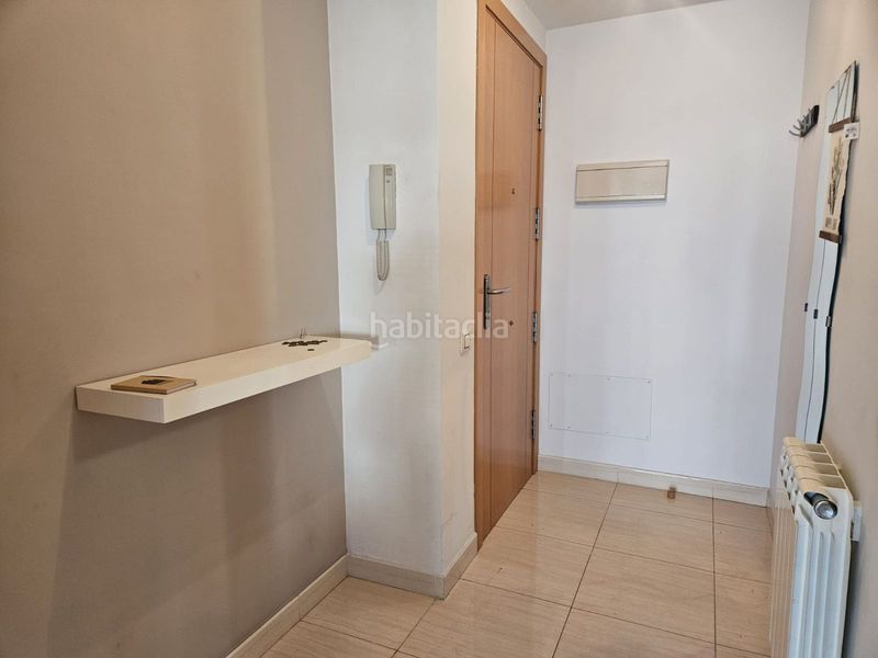 Foto 65b987a0-d895-48e4-bbc0-5c4dfd7a5abb. Pis amb calefacció aparcament piscina a Segur de Calafell nucli urbà Segur de Calafell