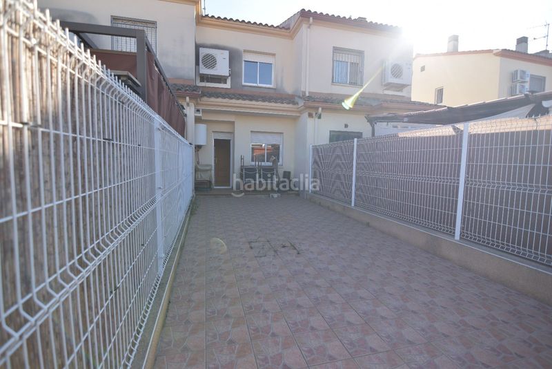 Foto 914121b5-1db5-4620-914f-520e1d03830f. Casa adossada a Santa Oliva