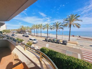 Pis  Joan savat papaseit. Piso en primera linea de mar mas mel  calafell !!!