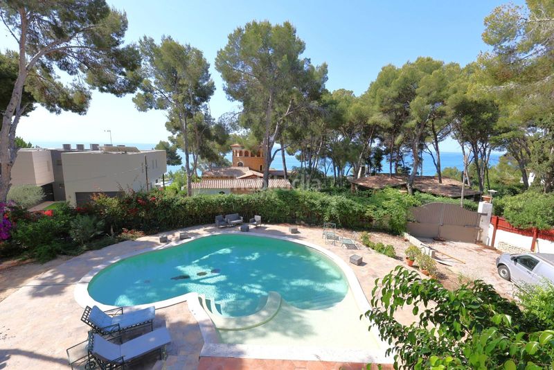 Foto a9ab6436-d3c6-49c4-8f83-cc9e43e78424. Xalet amb calefacció aparcament piscina a Roda de Barà